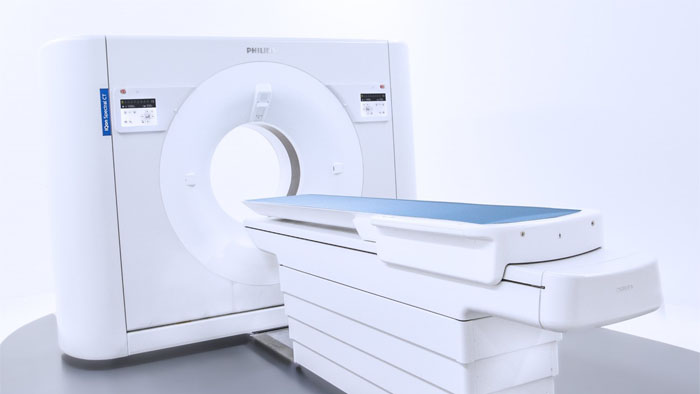 Tomografia spektralna vs konwencjonalna