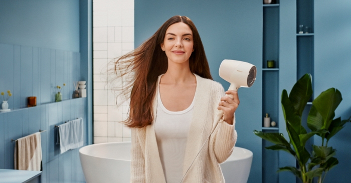 Spos&oacute;b na suche włosy: innowacyjna technologia