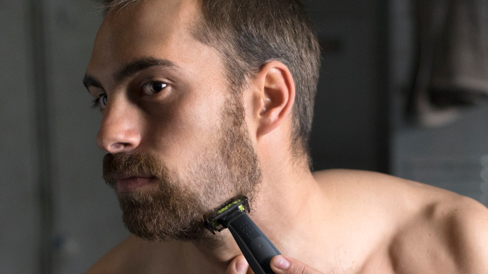 Twardy zarost. Jak go skutecznie golić?